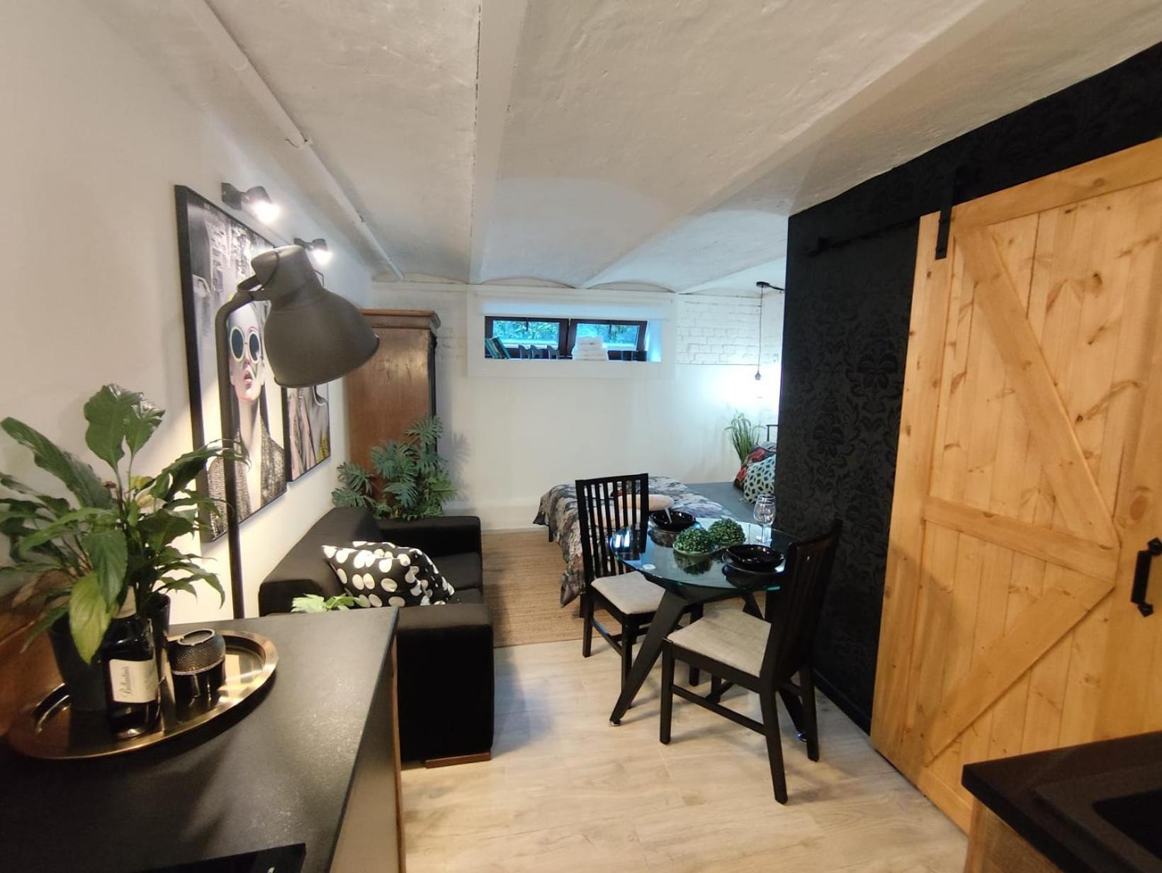Przytulne Studio 4 Z Parkingiem Катовіце Екстер'єр фото